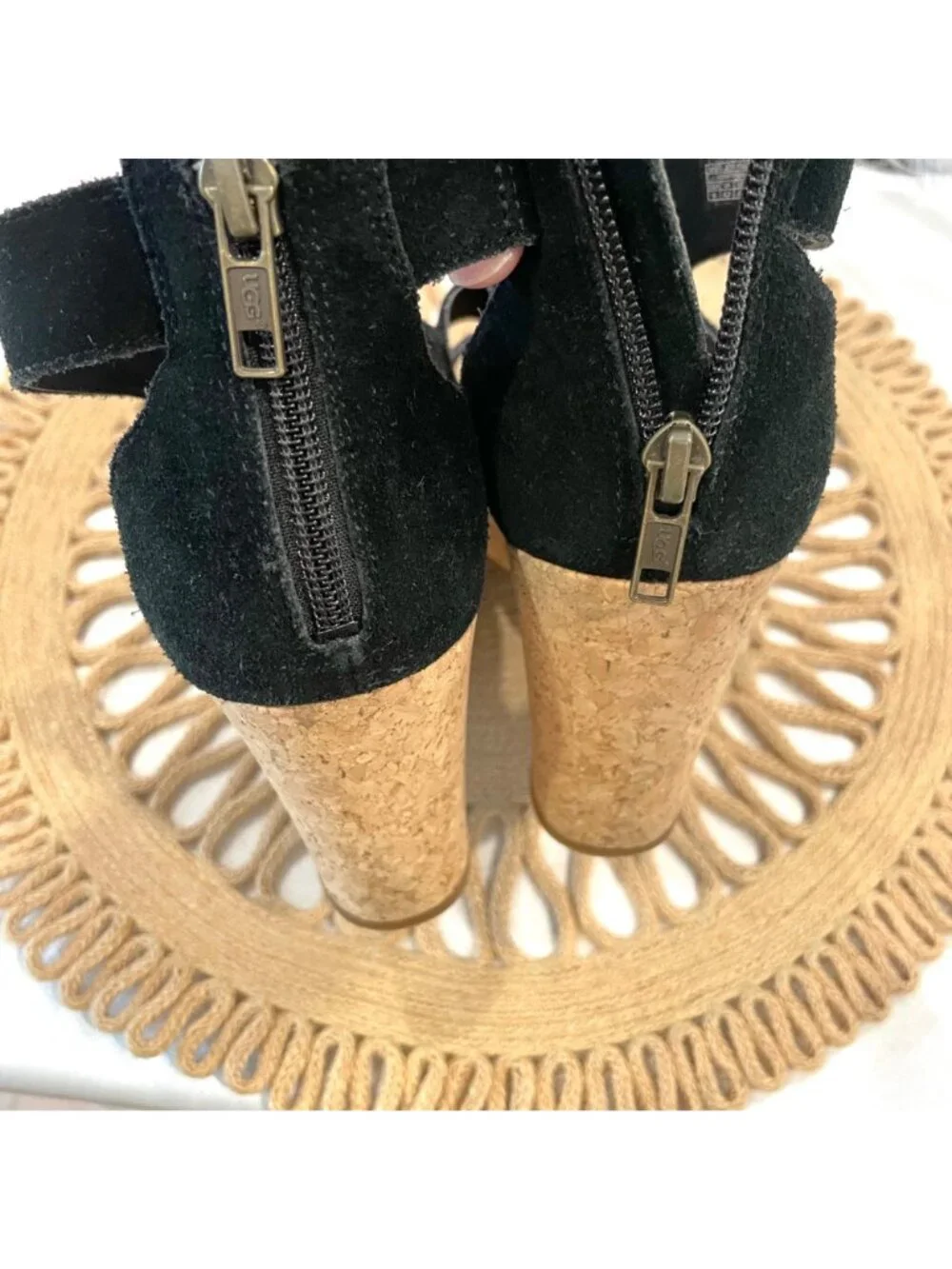 UGG Whitney Wedge Black Suede Sandals Size 8 Boho Chic Coastal